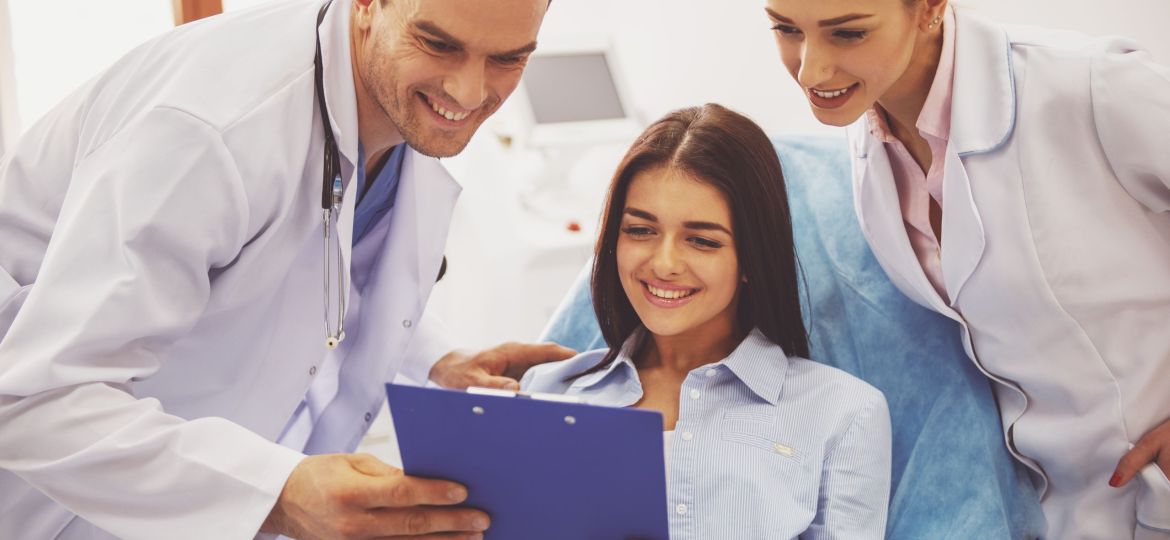 Atendida para completar las pruebas médicas
